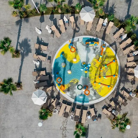 Grand Vm Conference & Θέρετρο *