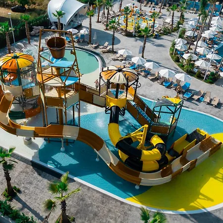 Üdülőközpont Grand Vm Conference & *